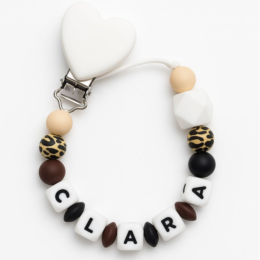 Chupetero de Silicona Personalizado Corazón Animal Print - Imagen 4